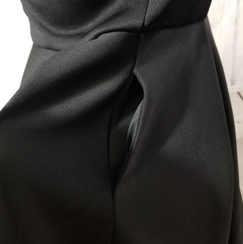 KALANI HILLIKER for Alyce V-Neck Dress w/Pockets - Picture 6 of 9